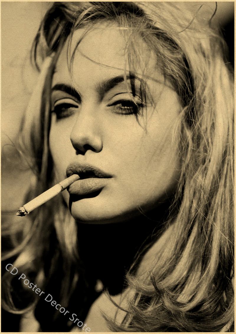 Angelina Jolie Vintage Poster  - Home Bar And Theater avis et prix
